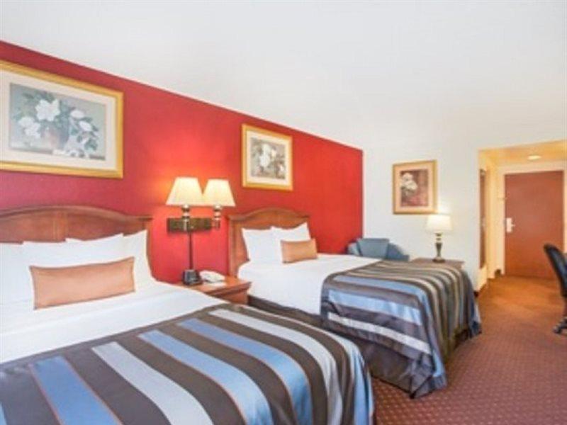 Holiday Inn Express & Suites - Mobile - I-65 By Ihg Eksteriør billede