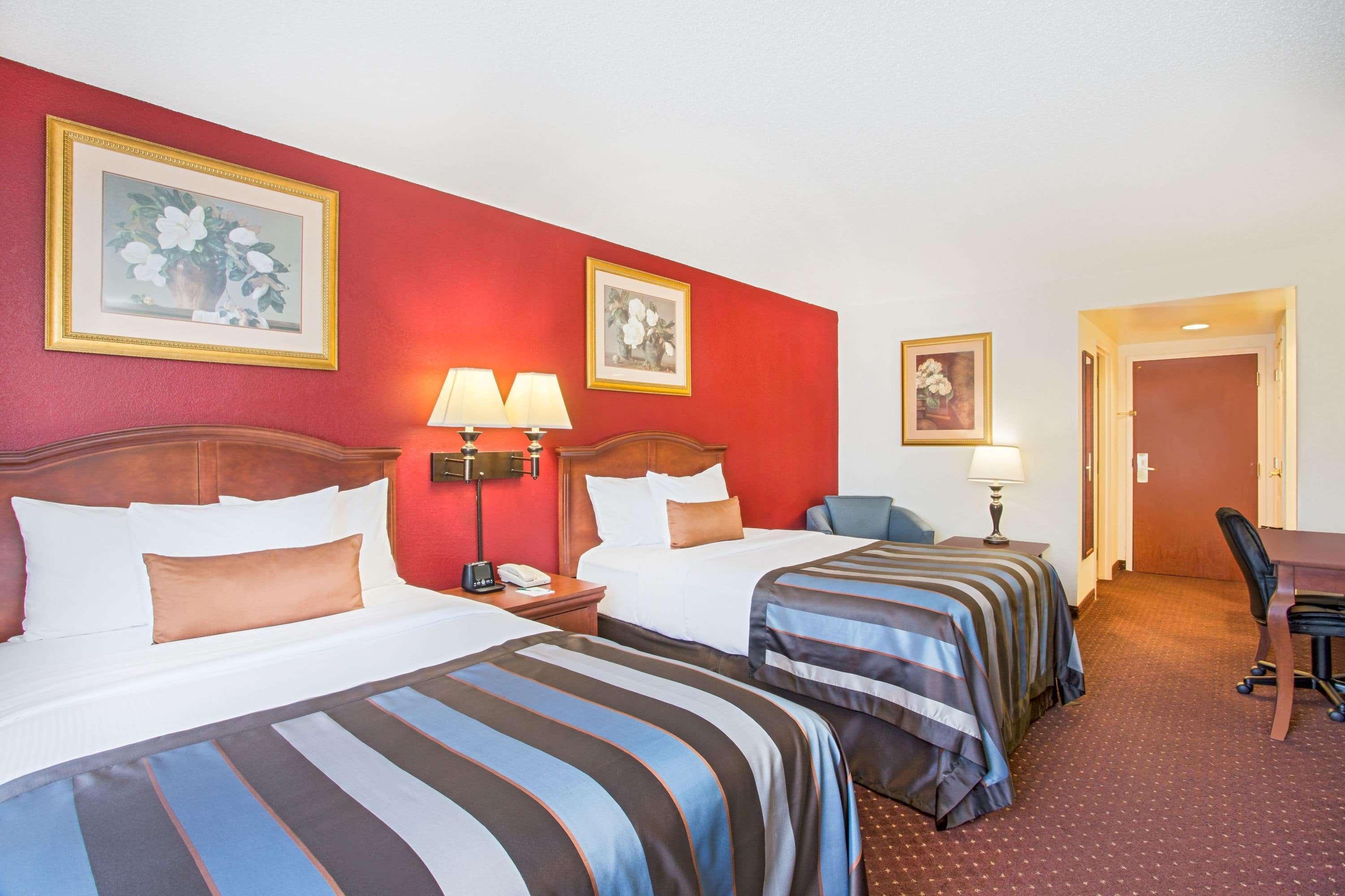 Holiday Inn Express & Suites - Mobile - I-65 By Ihg Eksteriør billede