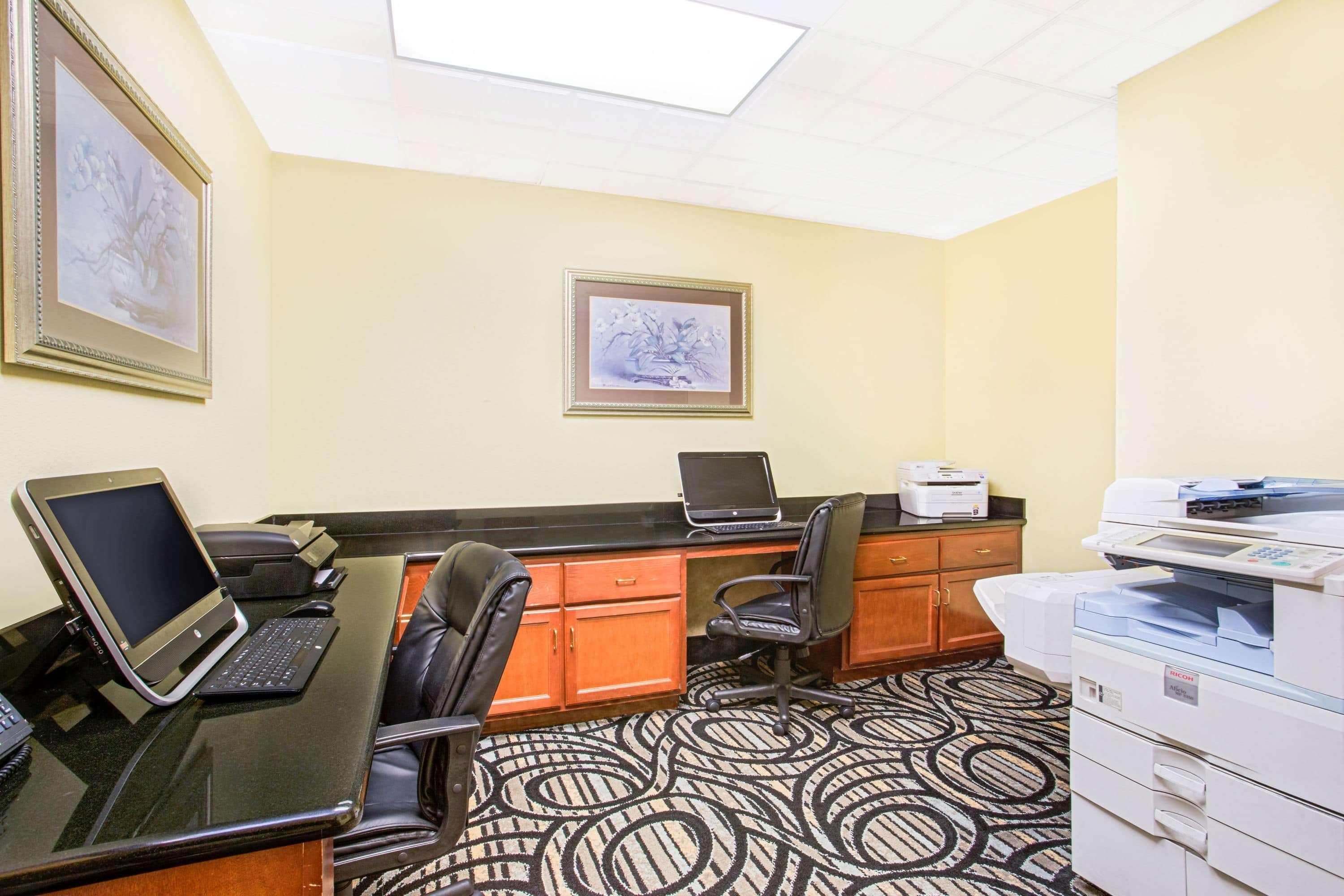Holiday Inn Express & Suites - Mobile - I-65 By Ihg Eksteriør billede