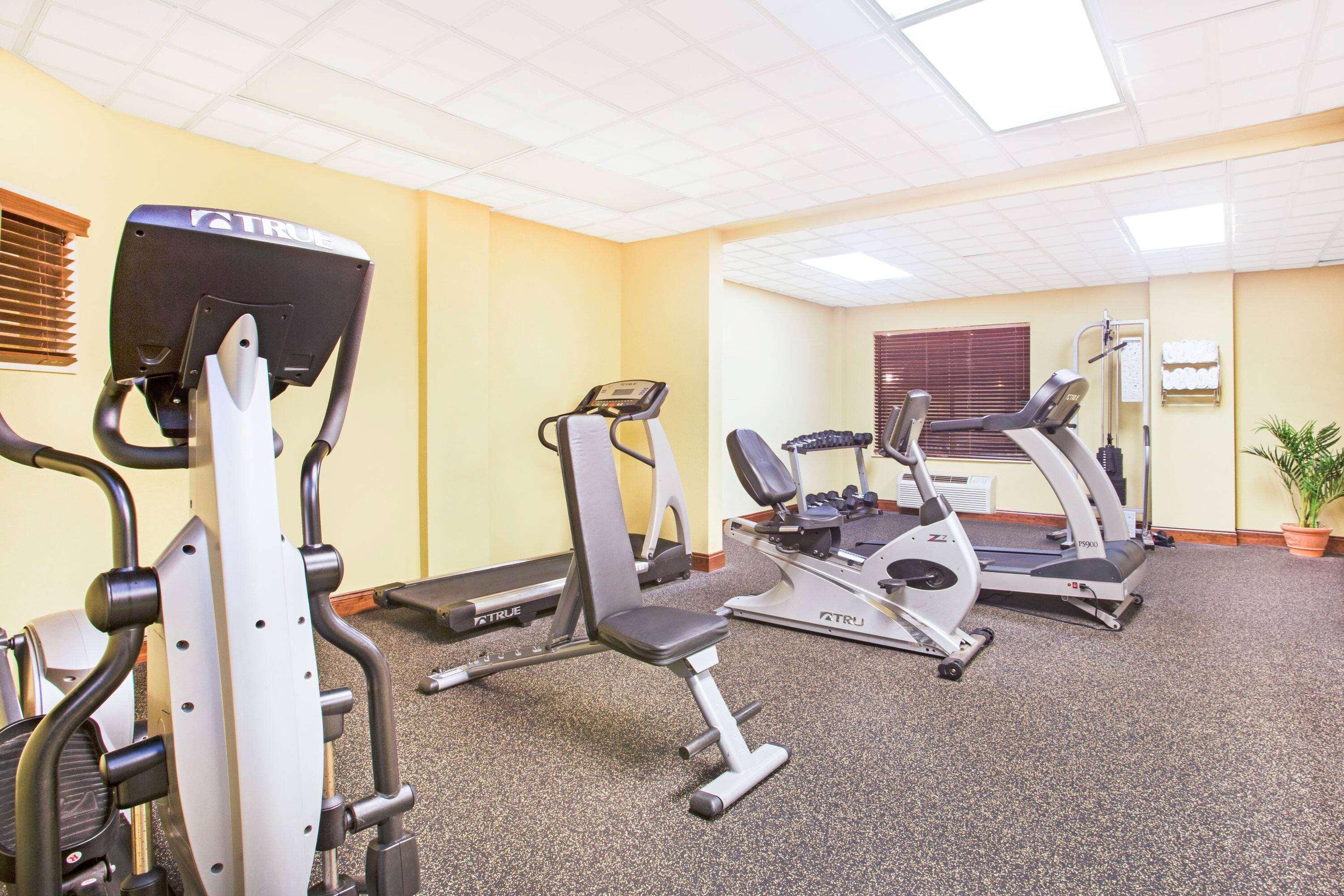Holiday Inn Express & Suites - Mobile - I-65 By Ihg Eksteriør billede