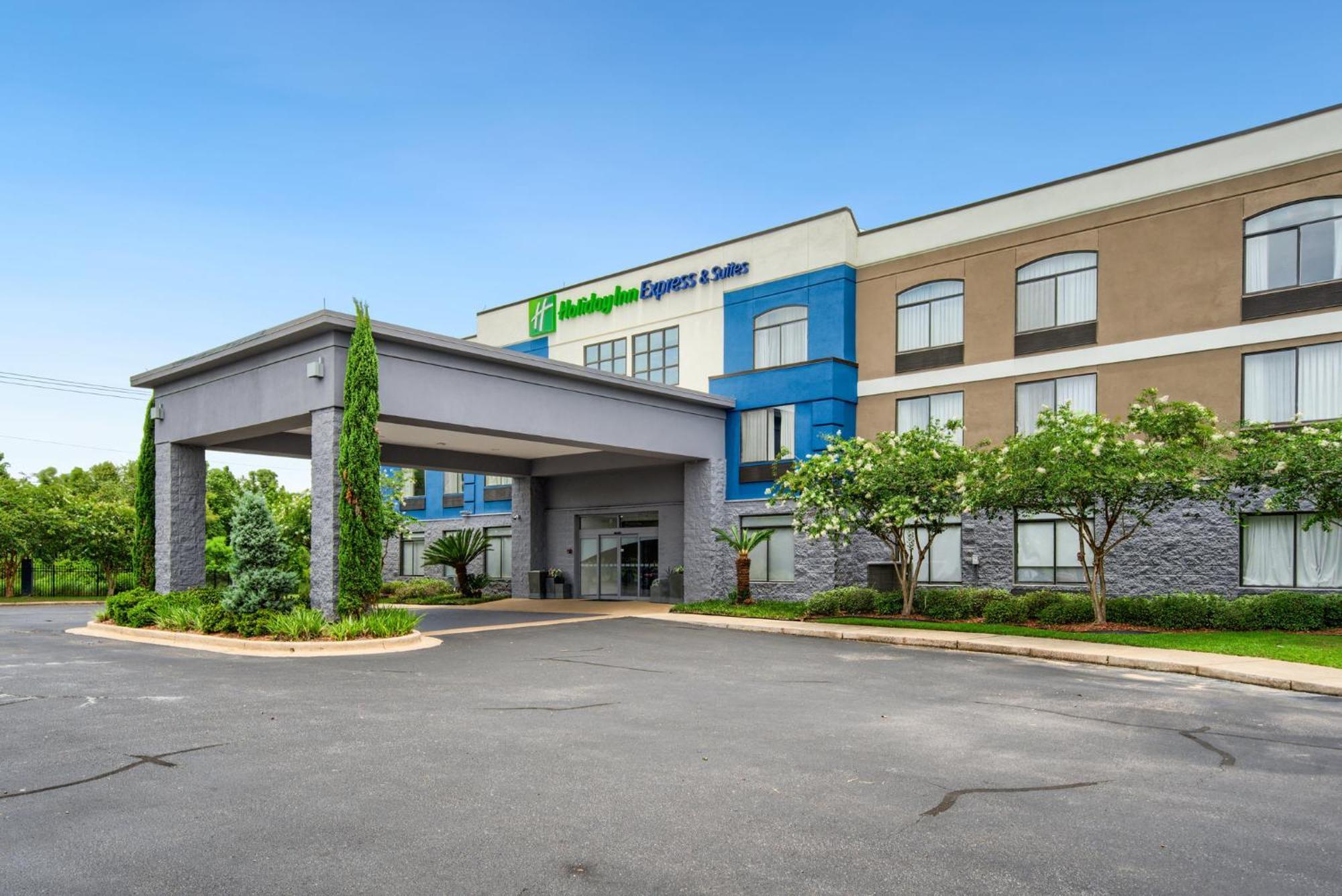 Holiday Inn Express & Suites - Mobile - I-65 By Ihg Eksteriør billede