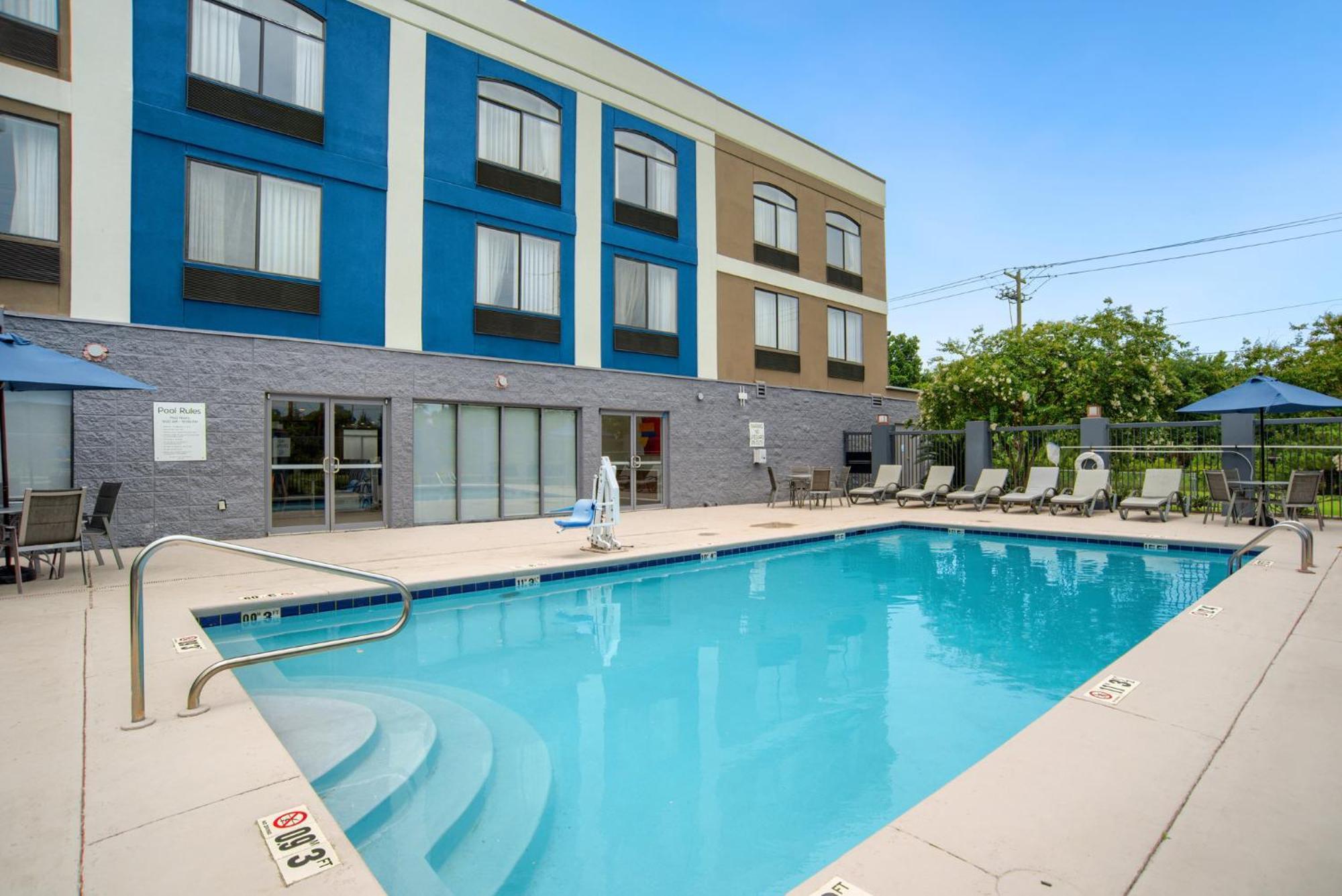 Holiday Inn Express & Suites - Mobile - I-65 By Ihg Eksteriør billede